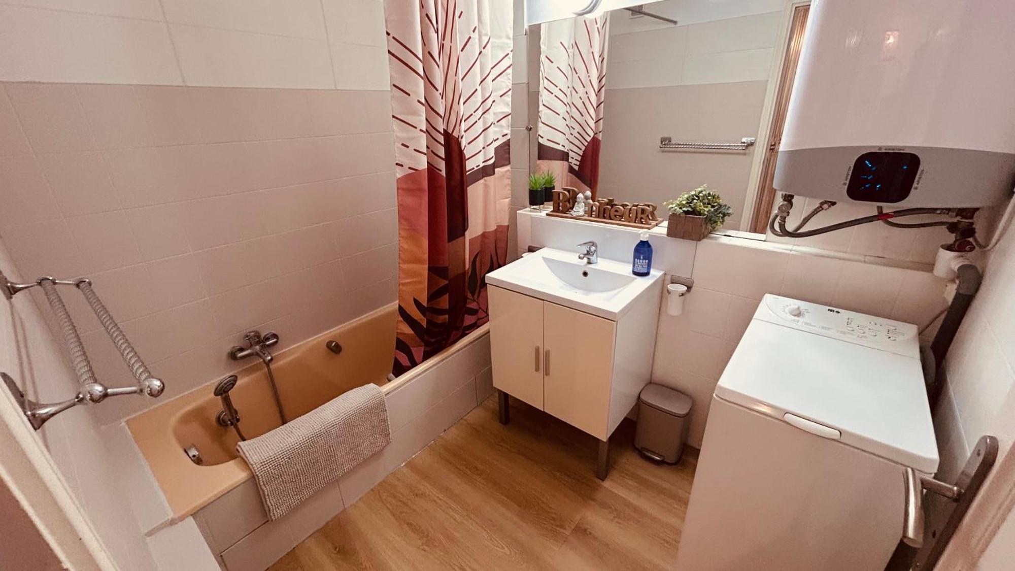 La Paisible Apartment Saint-Raphael  Ngoại thất bức ảnh