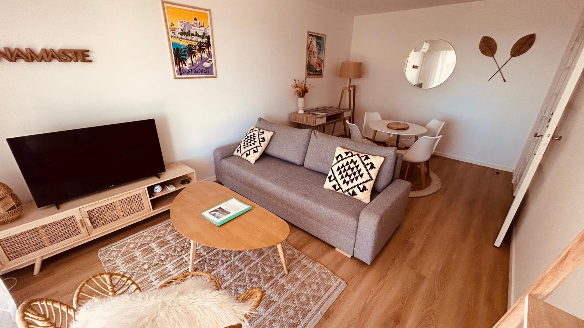 La Paisible Apartment Saint-Raphael  Ngoại thất bức ảnh